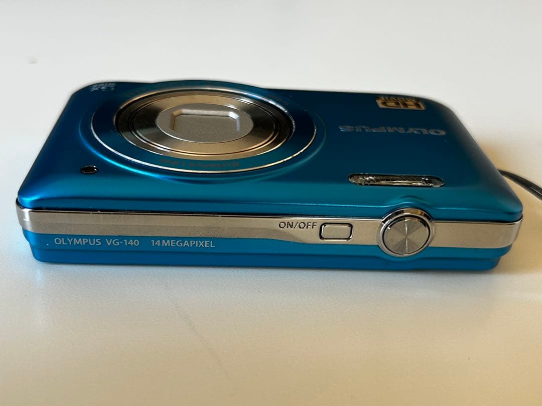 オリンパス　コンデジ　VG-140 5倍ズーム