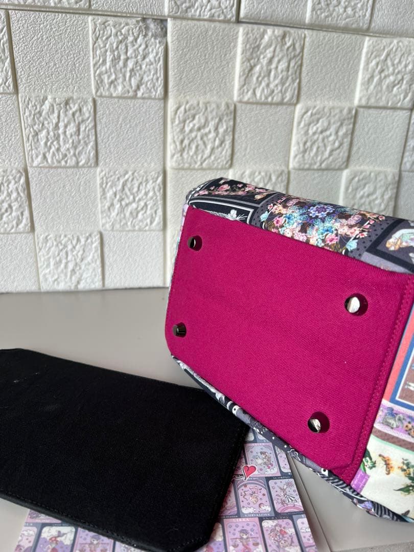 【ジョリーフルール】　トイトイ幸せのハンカチーフ柄　チューリップバッグ　S 2色