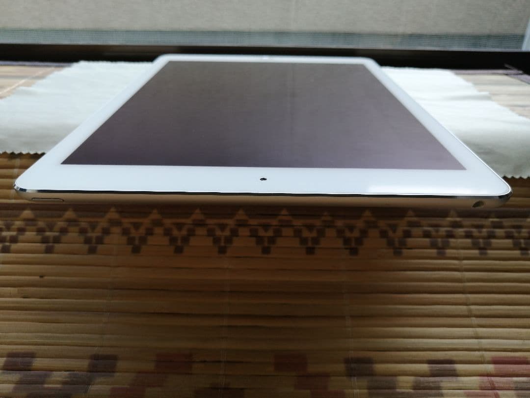ipad air2　シルバー　128gb　wifi　バッテリー88%　air 2