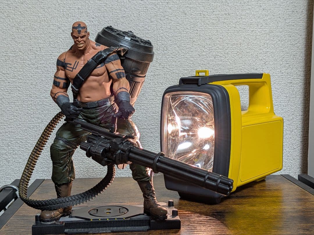 バルカンレイヴン MGS マクファーレントイズ 懐中電灯 メタルギア