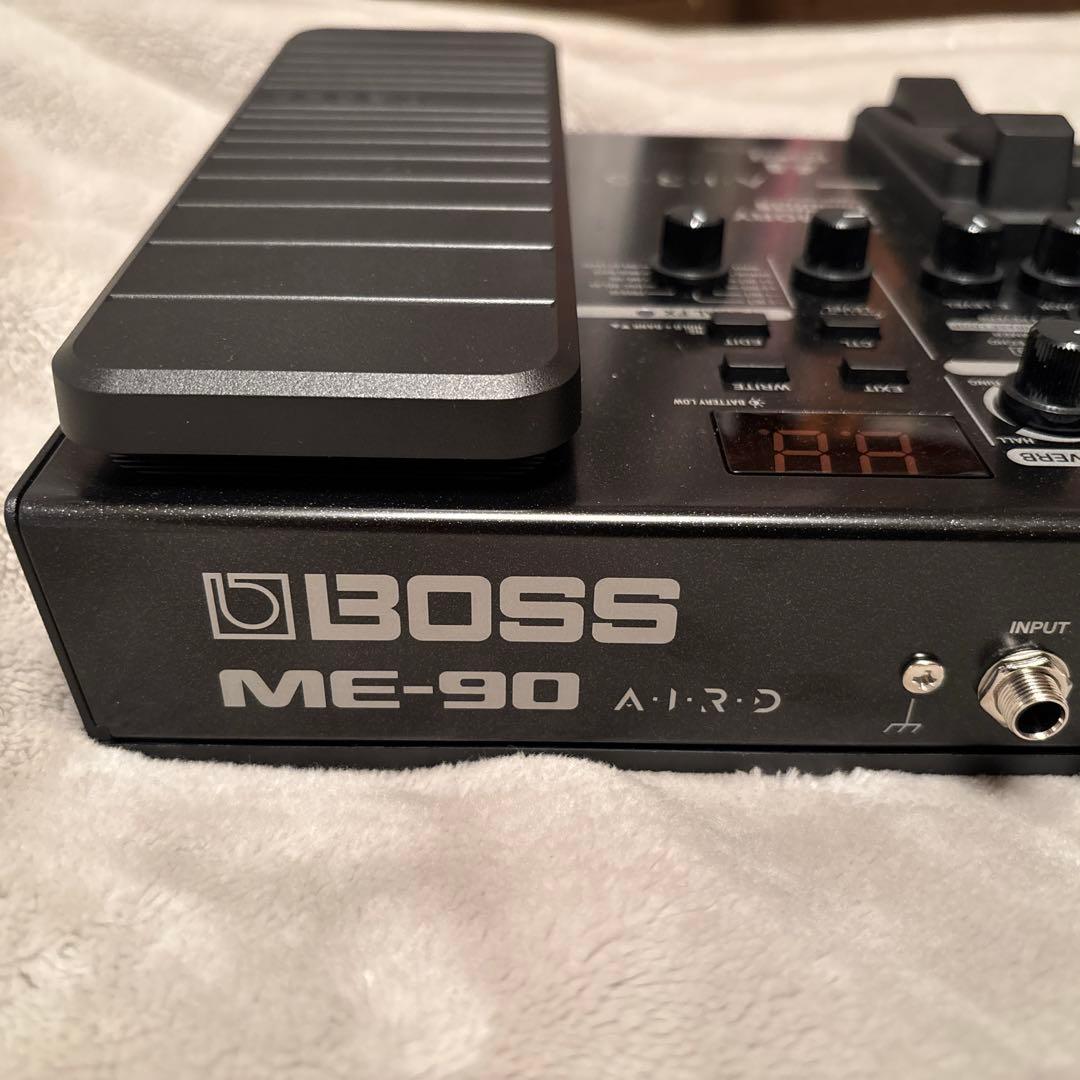 【極美品】 BOSS ME-90 ギター用マルチエフェクター