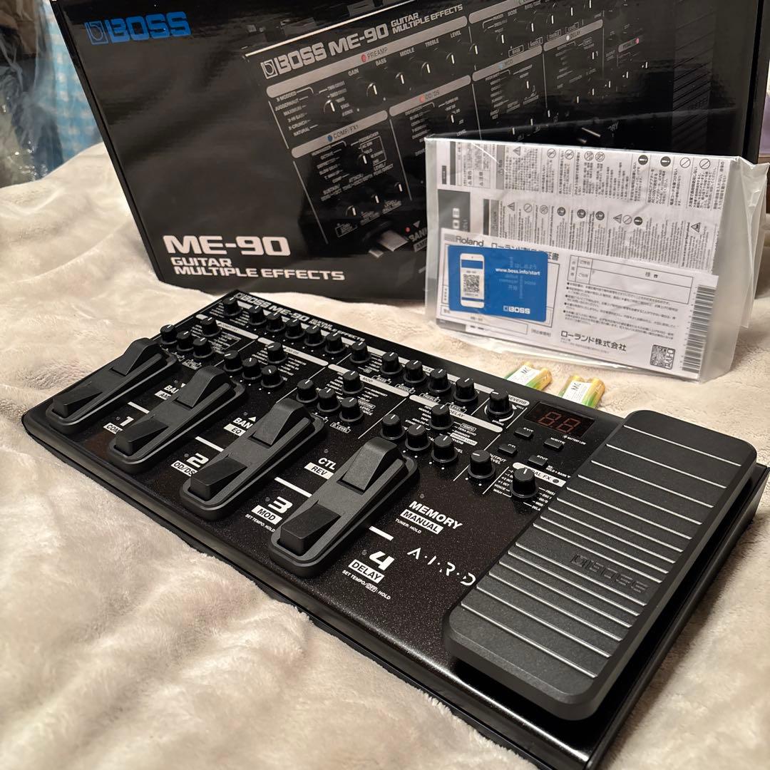 【極美品】 BOSS ME-90 ギター用マルチエフェクター