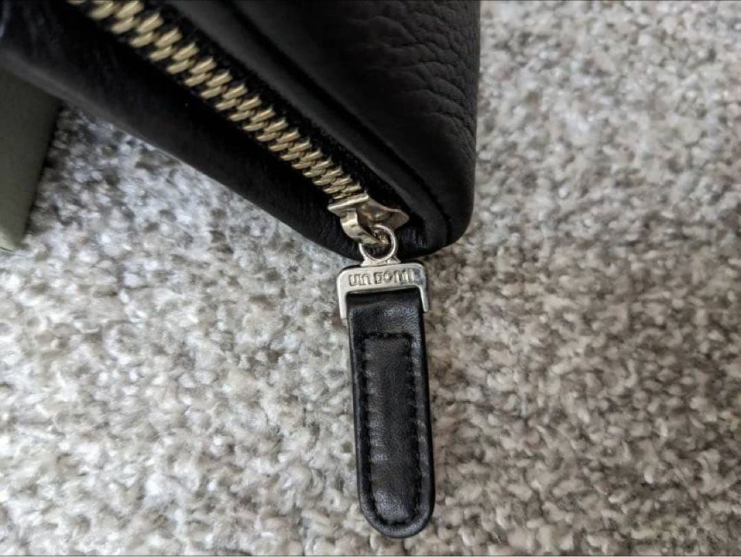 新品VIA DOAN ラウンドファスナー財布