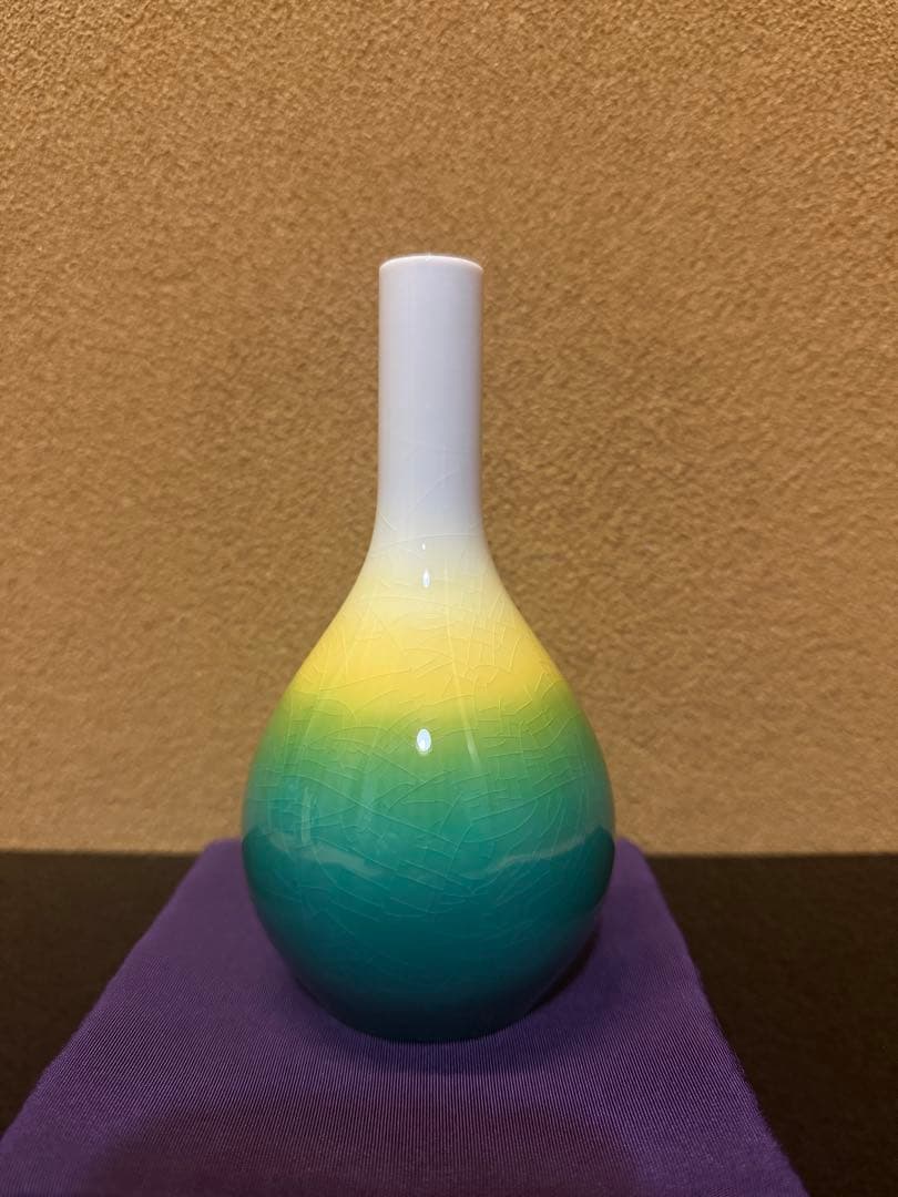 四代徳田八十吉　花入　瑞穂　共箱