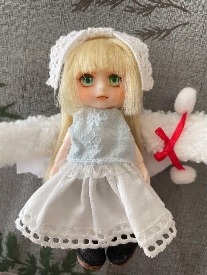 セリア ドール ミニ 金髪 銀髪 セット 2体