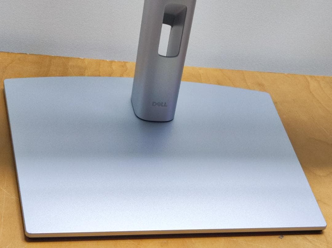 ア*チ様 ★4K 31.5インチ モニター★DELL P3222QE★USB-C