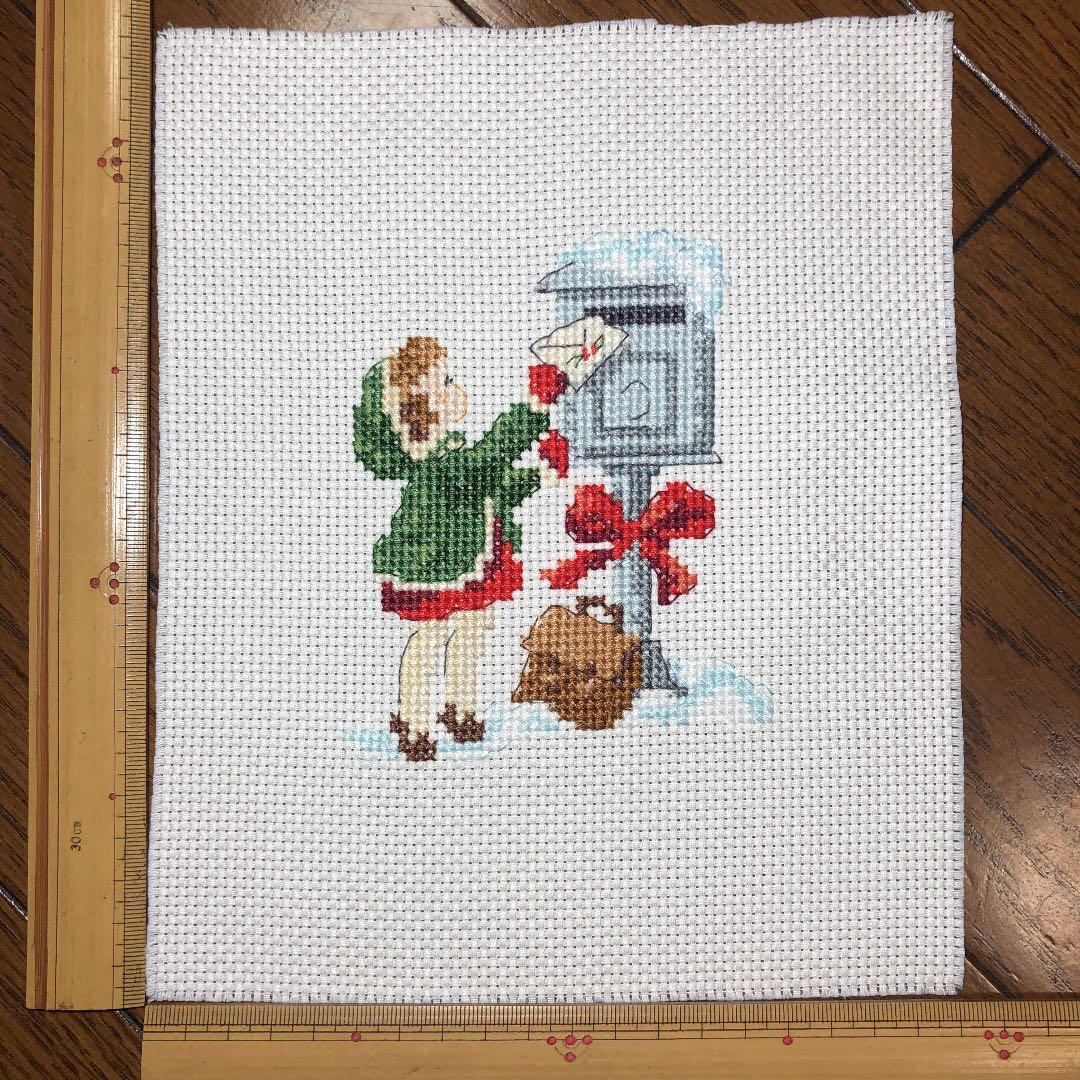クロスステッチ　ハンドメイド   完成品　ヴェロニクさん　刺繍