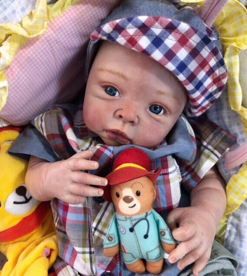 ♡Audrey by Adrie Stoete リボーンドール