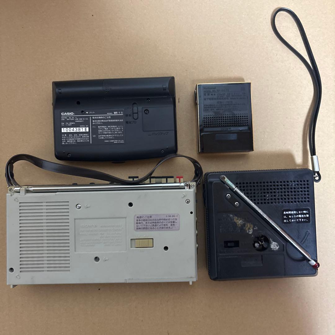 ラジオ 4個 故障品 72