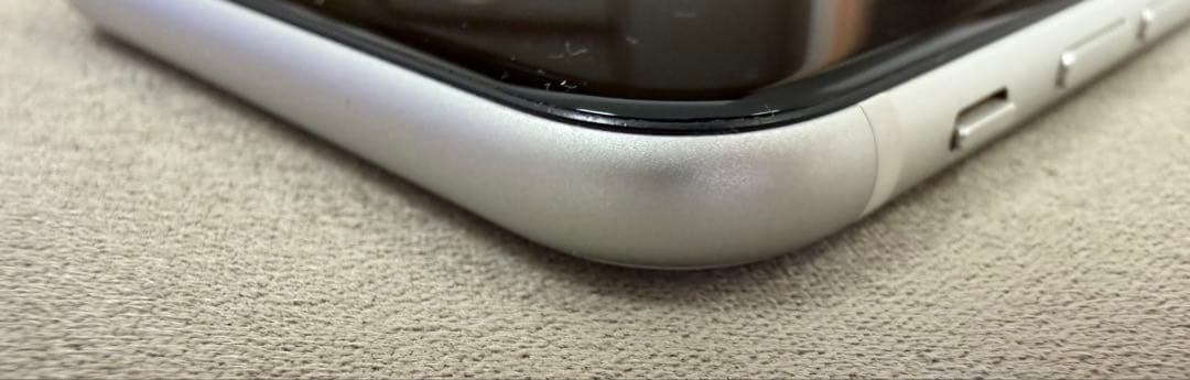 Apple iPhone SE2 第2世代 64GB バッテリー100%