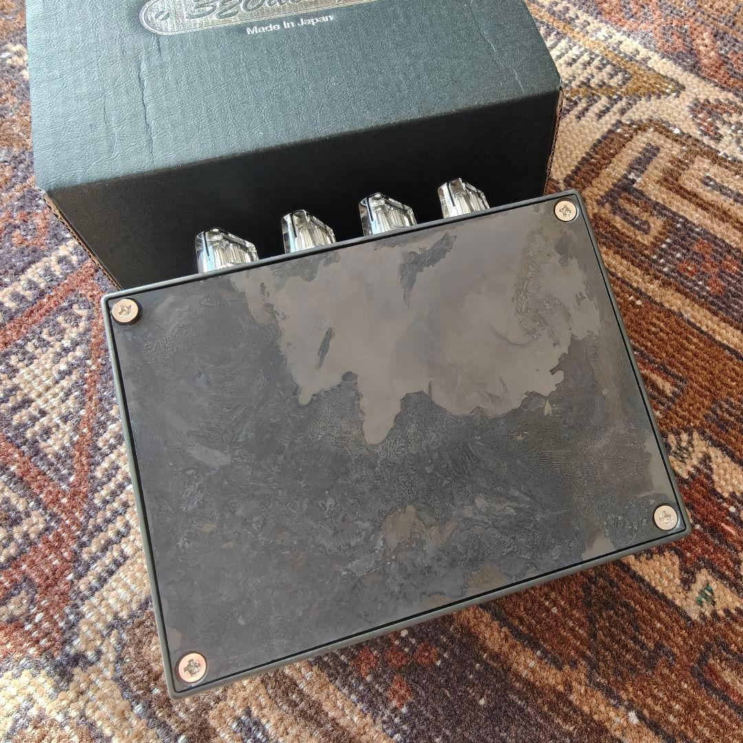 320design Brown Feather ギターエフェクター