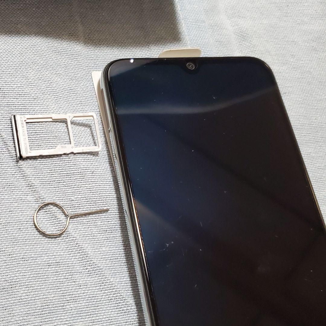 Xiaomi Mi A3 48MP トリプルカメラ　4GB/64GB