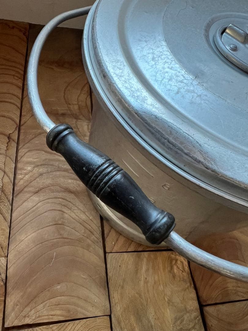 レトロ　給食アルミケース丸型　１０Ｌ