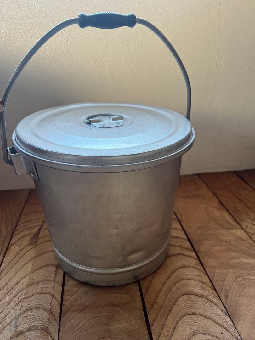 レトロ　給食アルミケース丸型　１０Ｌ