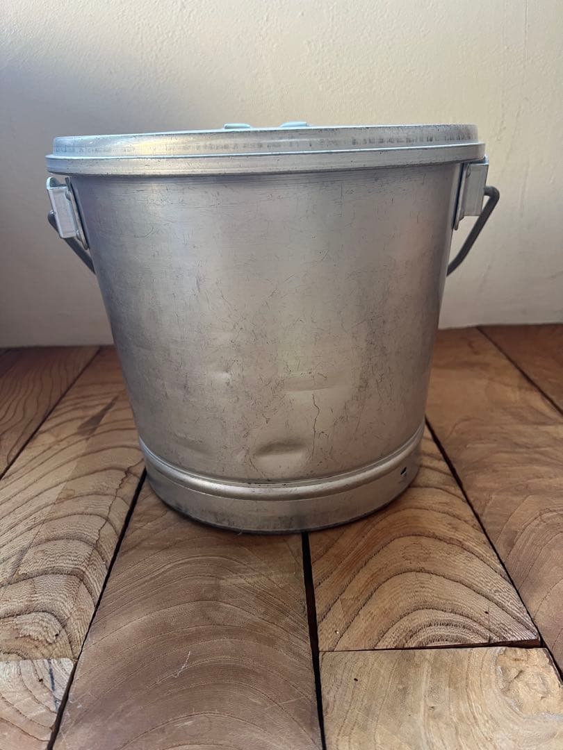 レトロ　給食アルミケース丸型　１０Ｌ