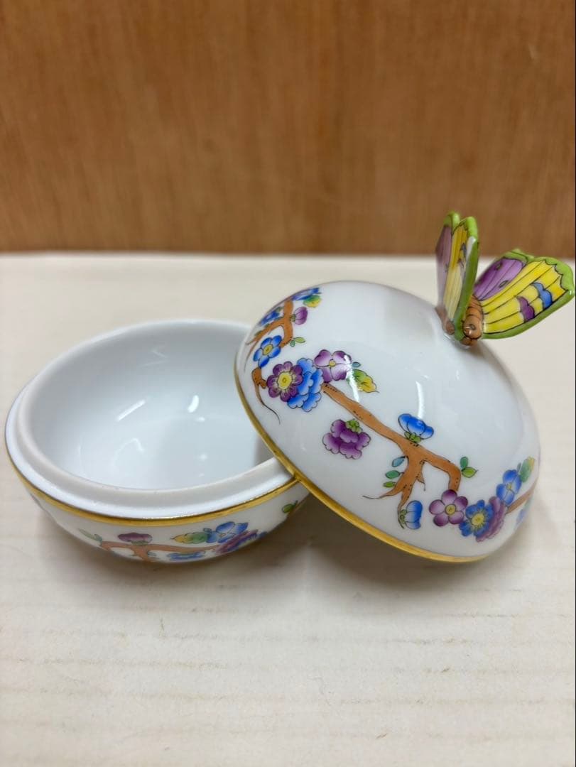 ヘレンド ヴィクトリア ラウンド ボックス ボンボンニエール 小物入れ