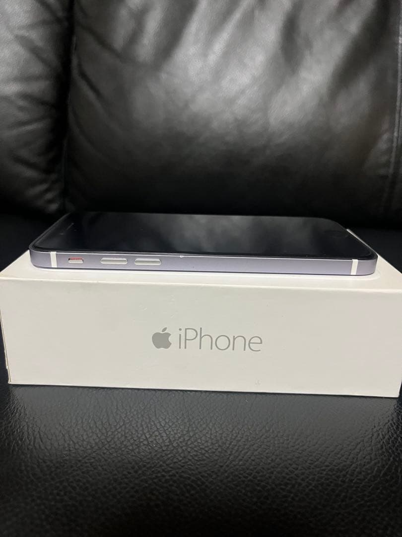 iPhone SE2 64g iPhone12外装仕様