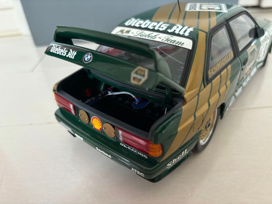  M3 E30 German Touring 1990 ミニチャンプス18
