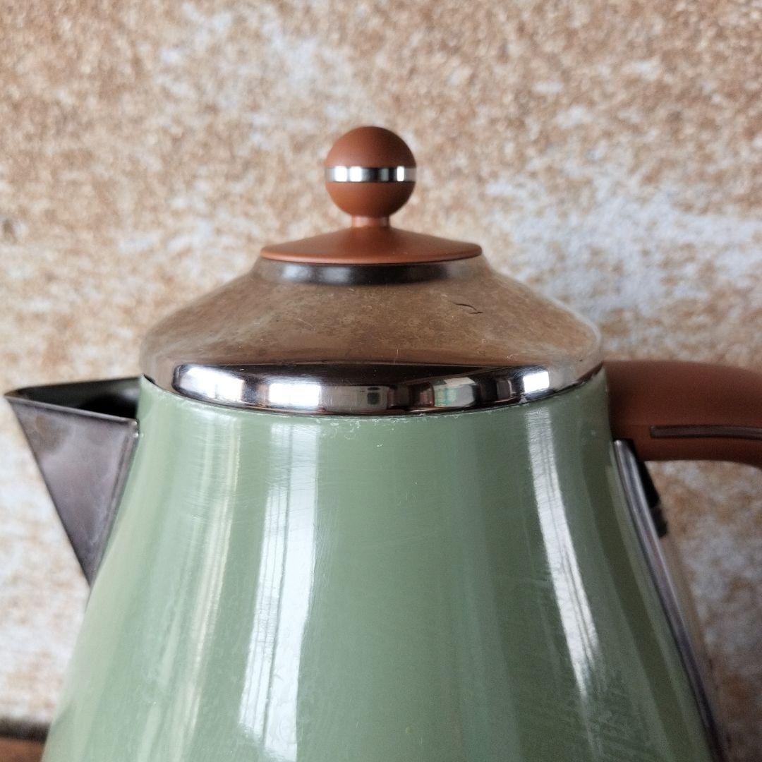 De'Longhi グリーン 電気ケトル 【送料無料】