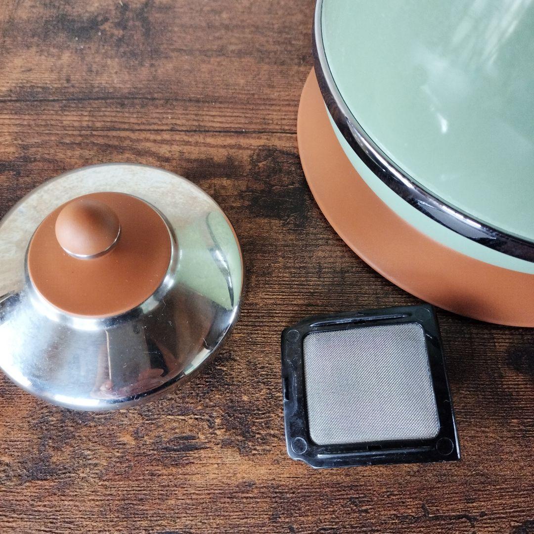 De'Longhi グリーン 電気ケトル 【送料無料】