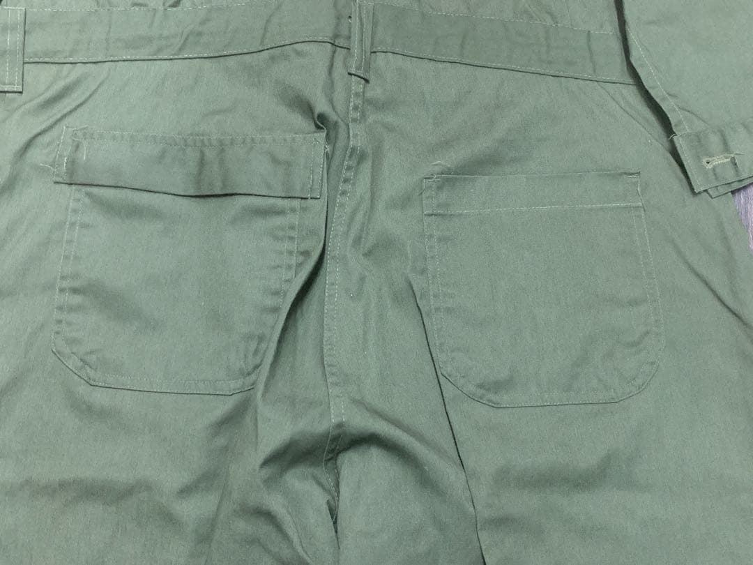 ミリタリー　ジャンプスーツ