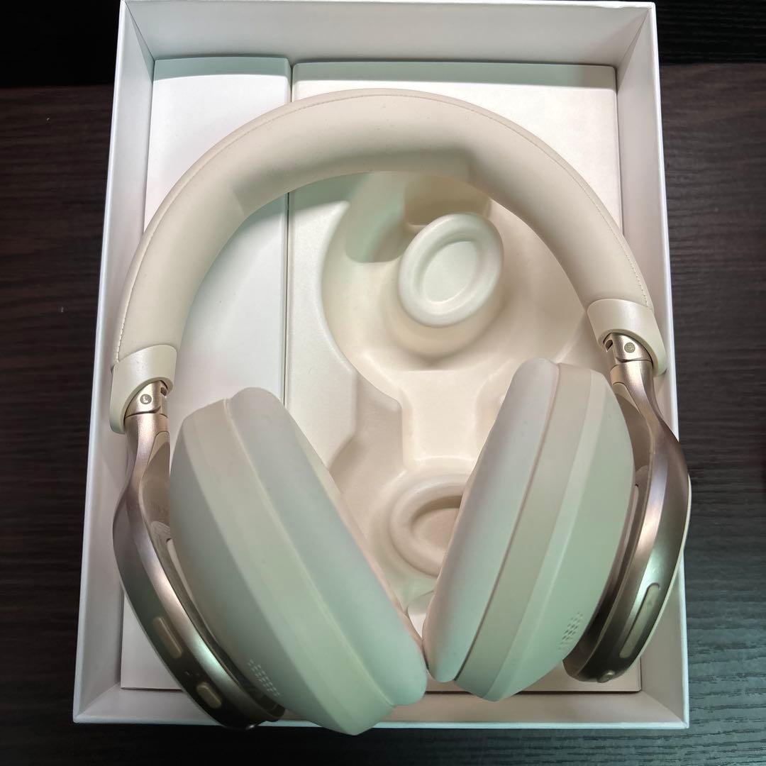 soundcore Space One ホワイトAnker ワイヤレスヘッドホン