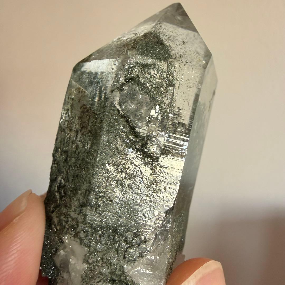 希少【クローライト】パキスタン スカルドゥ産 ヒマラヤ水晶 80g 7×4cm