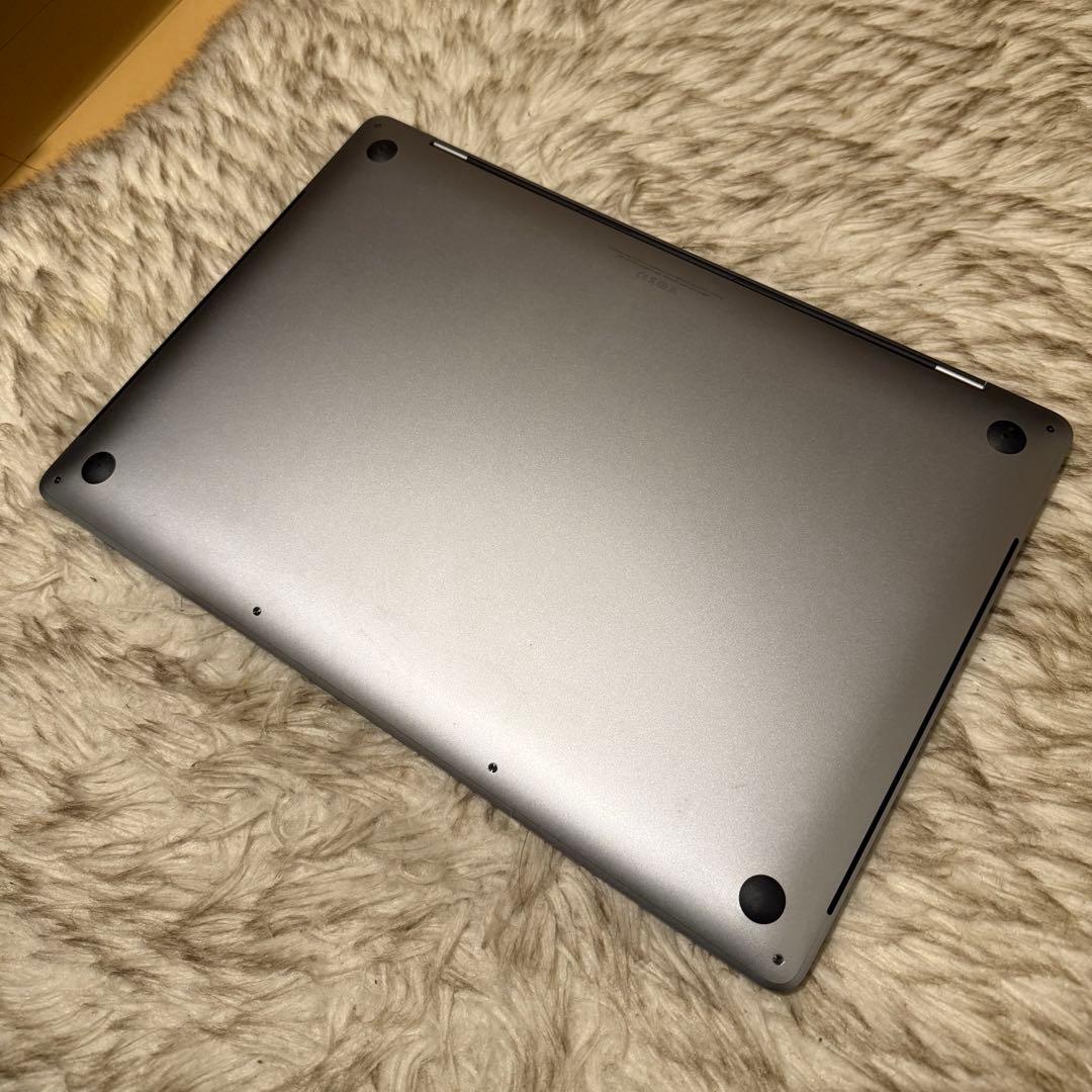 【美品箱付】MacBook Pro16インチ Corei7 16GB 512GB