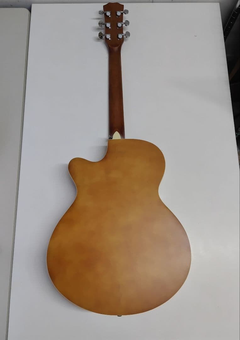 Mademu マデム　アコースティックギター　MCG40B-N-M　L2048