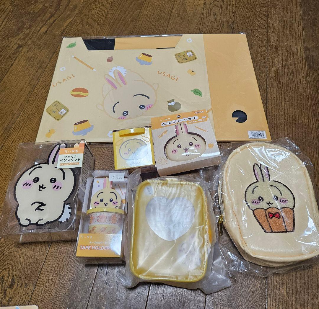ちいかわグッズ詰め合わせ　まとめ売り　新品未開封　うさぎ