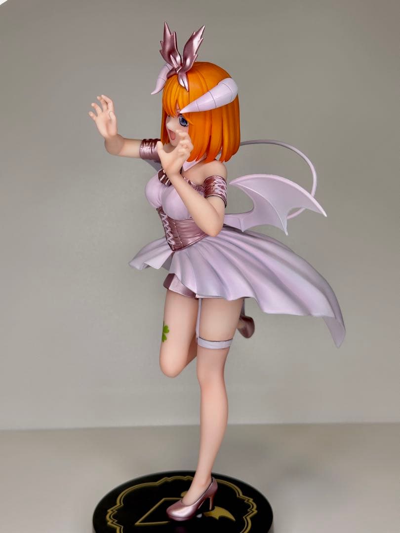 x*z様 中野四葉　五等分の花嫁　リペイント　フィギュア