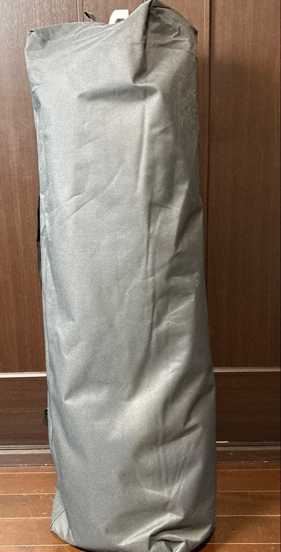 ニード社　折り畳み式簡易ベッド　未使用　多目的、多収納