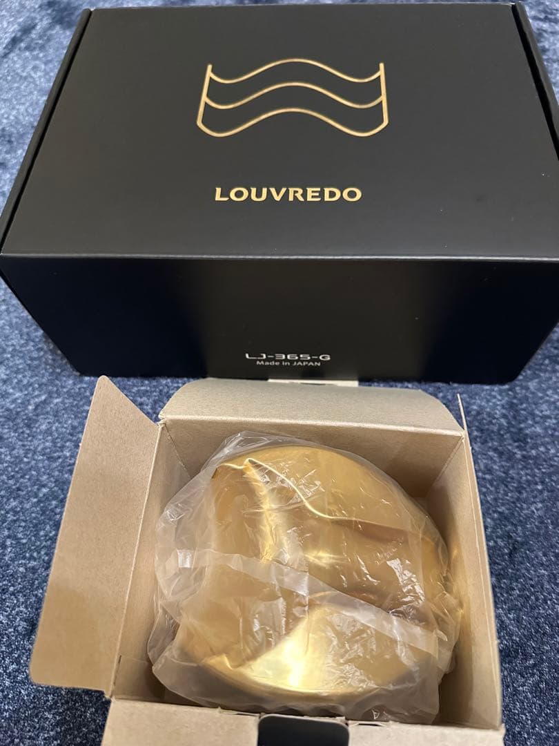 LOUVREDO 復元ドライヤー　限定非売品　ゴールドディスプレースタンド付き