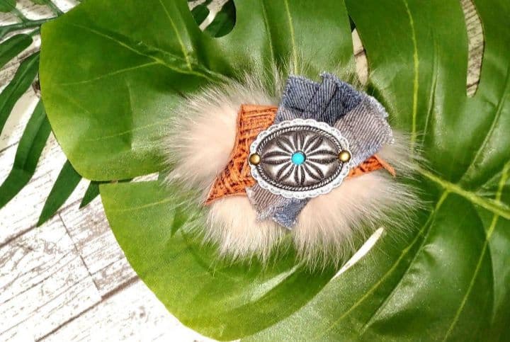 antique風　vintage調　ファーコンチョ　手染めデニムヘアークリップ