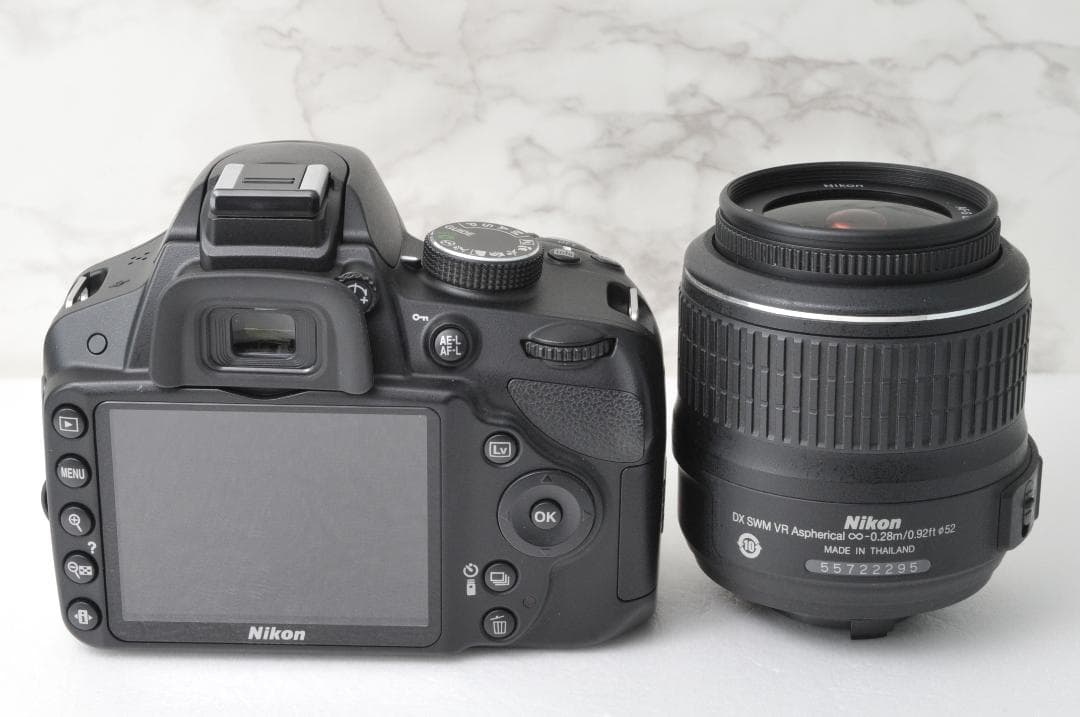 美品 Nikon D3200⭐️スマホ転送 ガイド機能 動作確認済み 一眼レフ