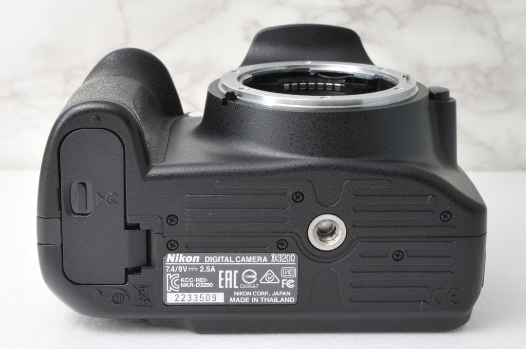 美品 Nikon D3200⭐️スマホ転送 ガイド機能 動作確認済み 一眼レフ