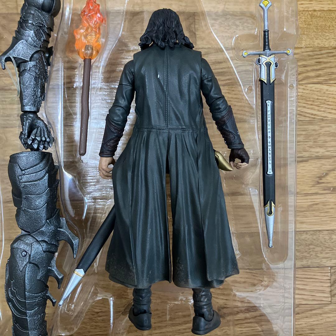 ダイアモンドセレクト アラゴルン 7インチアクションフィギュア