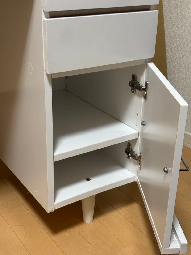 ホワイトデスク〔完成品•送料無料〕