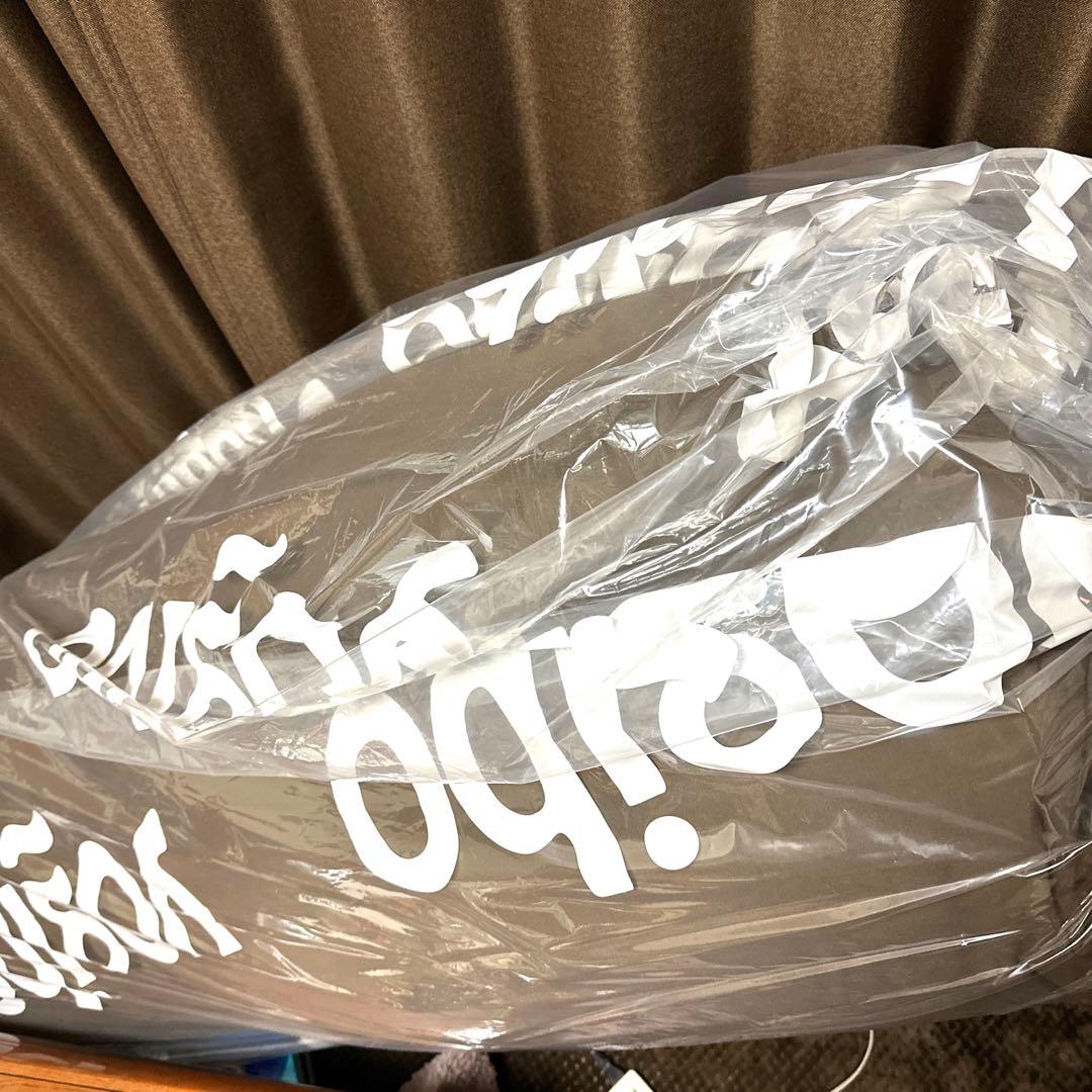 未開封の未使用のヨギボーです　今月までセールです　部屋に合わせやすい色です