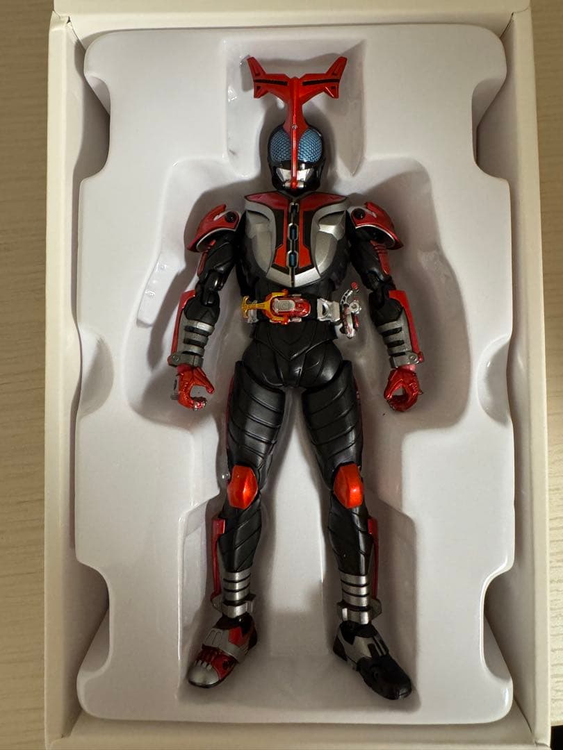 SHFiguarts 真骨頂 仮面ライダーカブト ハイパーフォーム