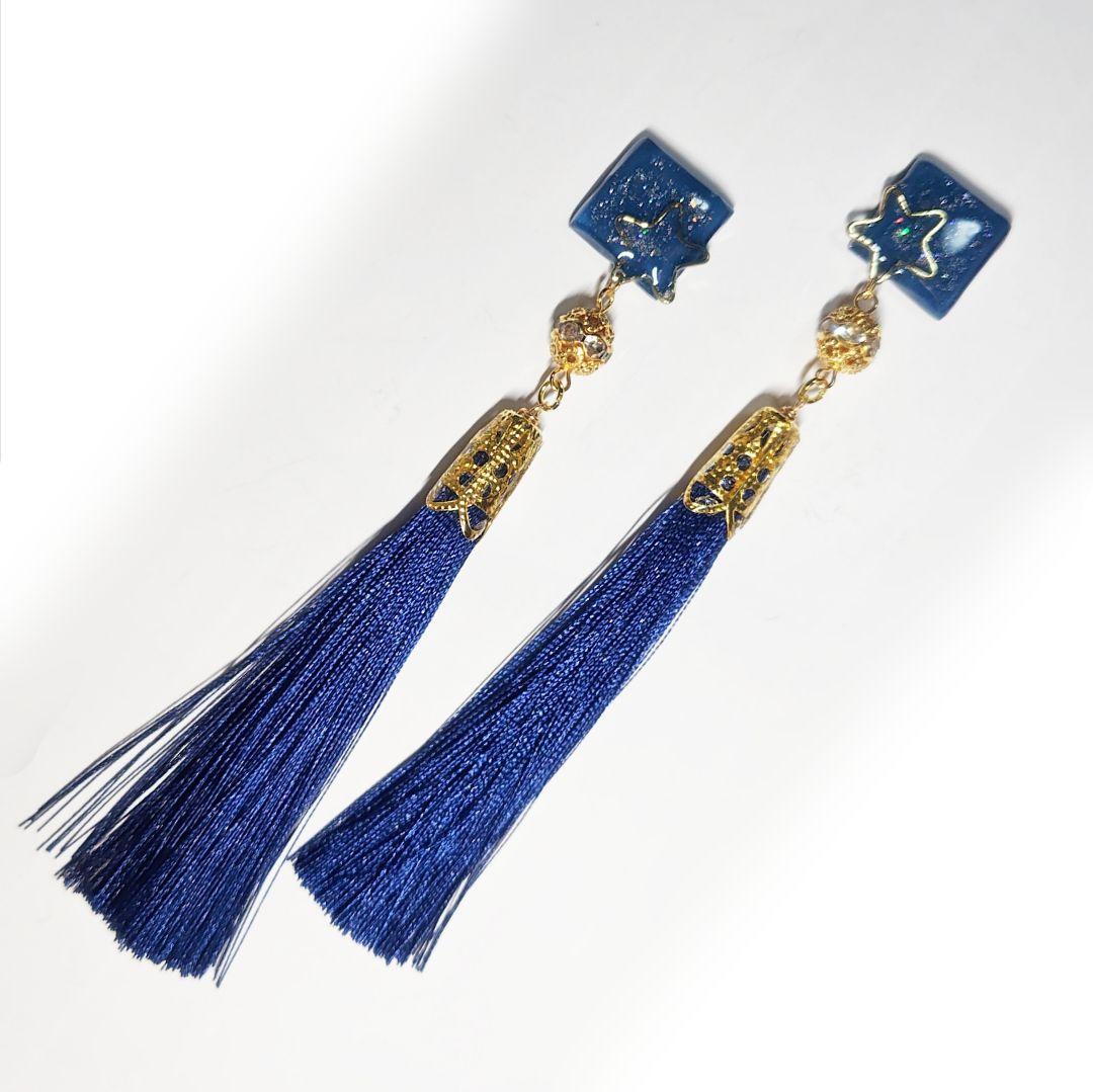 【1278】レジンモチーフとタッセルのピアス