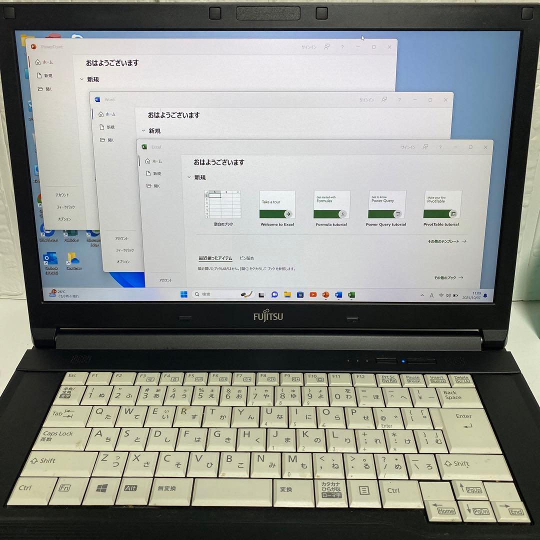 Windows11 オフィス2024年Core i5 SSD 256GB 富士通