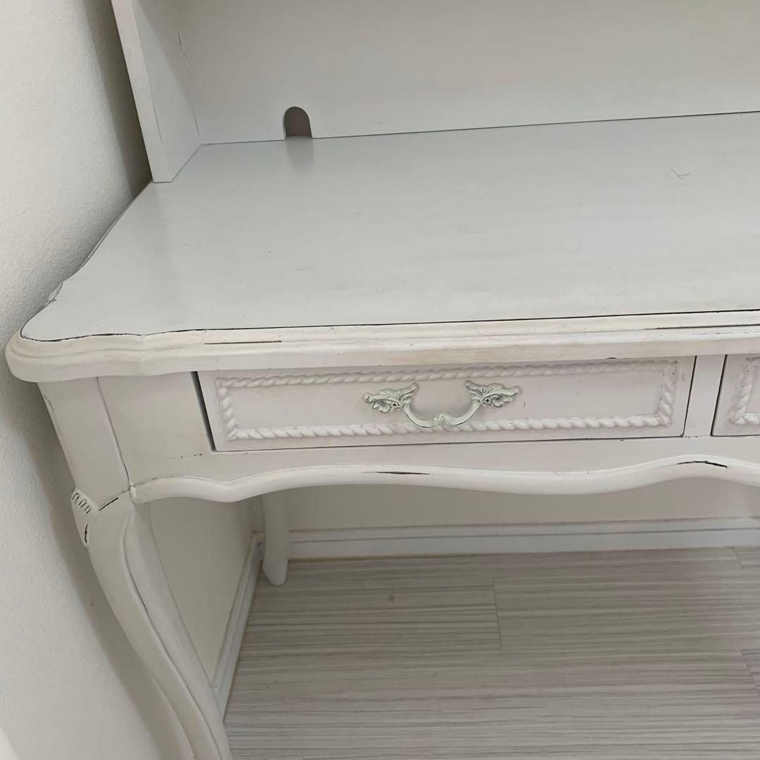 リュバンシュ　吉川ひなの　レア　ロマプリ　人気完売　クラシック　ホワイト デスク