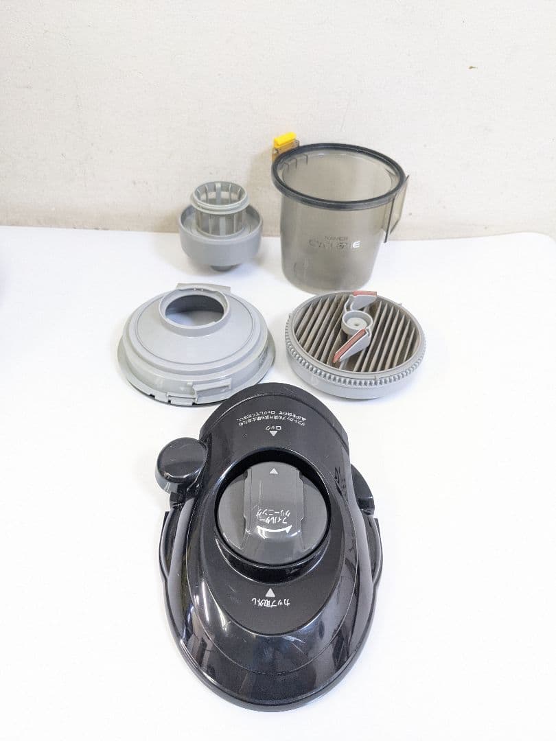 SHARP シャープ EC-CT12-C サイクロン式掃除機 2013年製