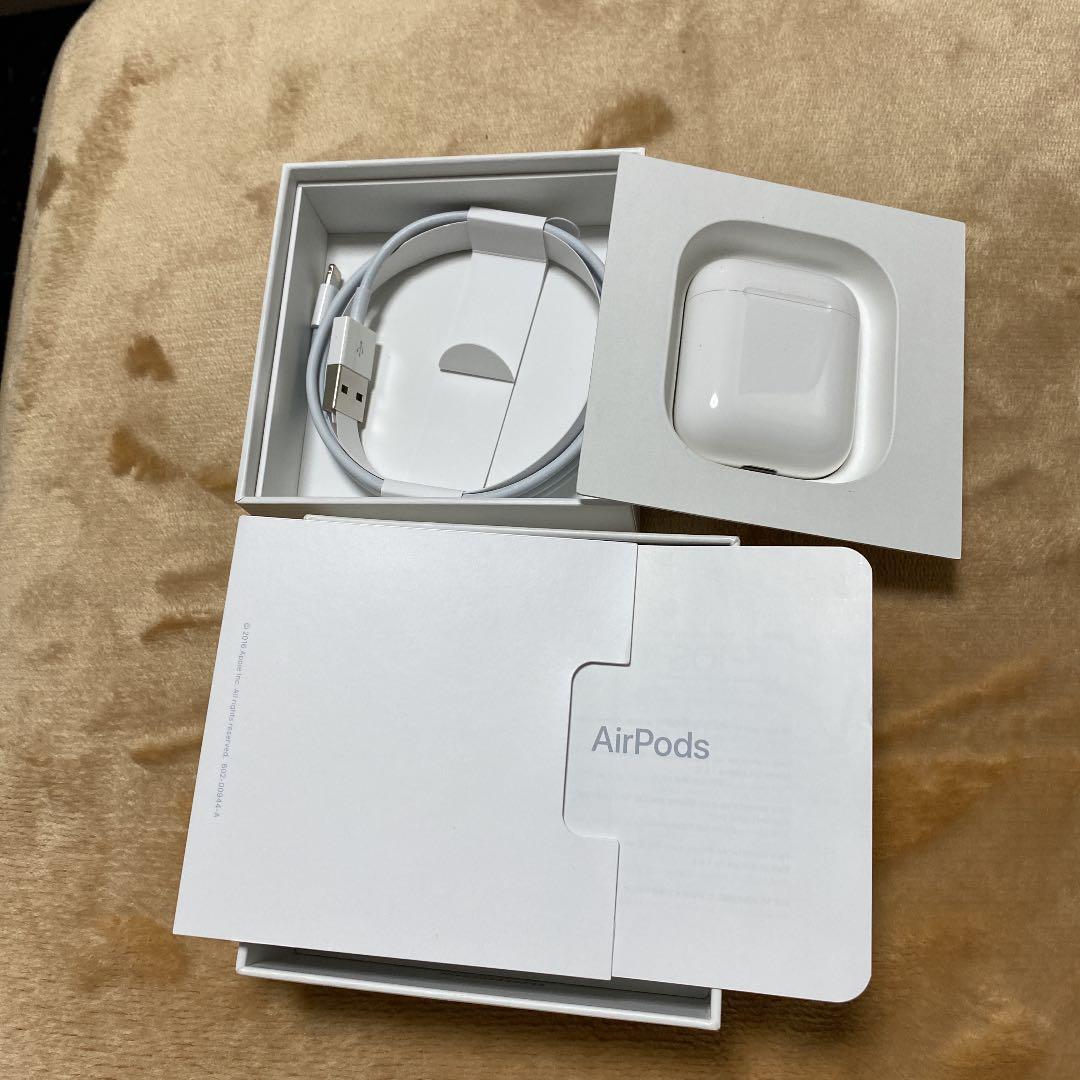 Apple AirPods 第一世代