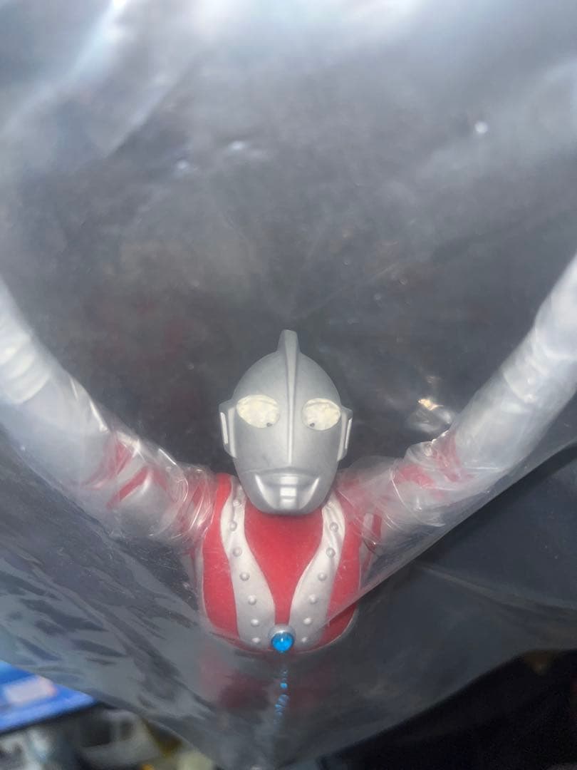 レア ウルトラマン ゾフィー フィギュア 飛んでるウルトラマン