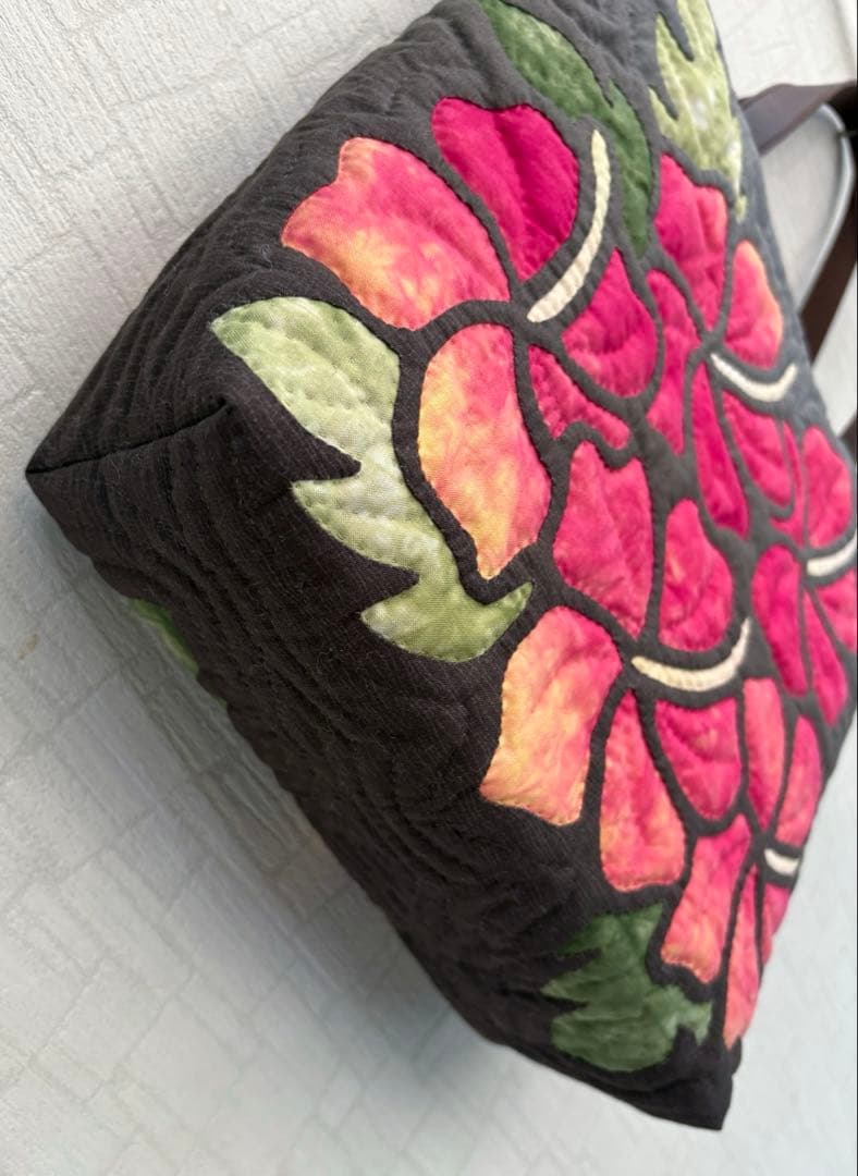 ハワイアンキルトトートバッグ　　　　　　　　ハイビスカス♡ ブラウングラデ