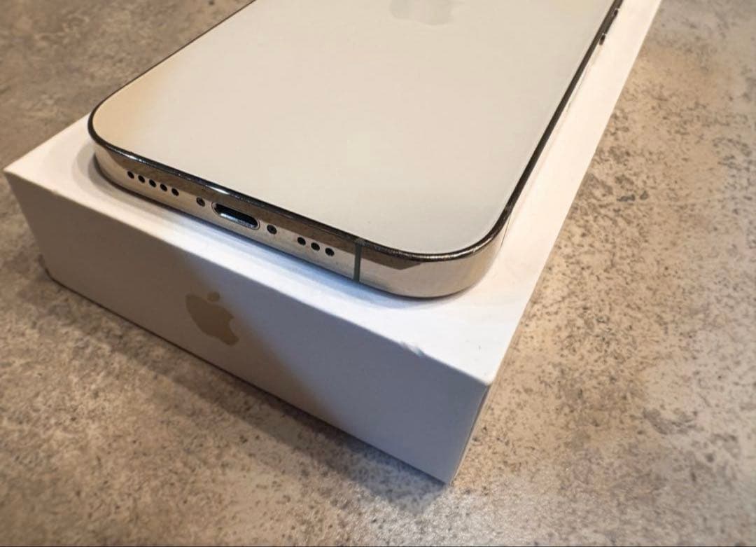 iPhone14pro ゴールド 【吉田様・専用】