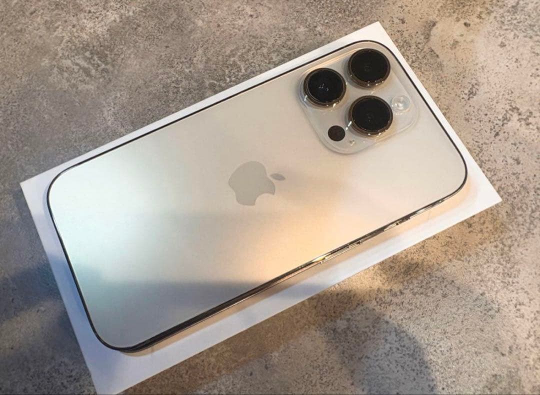 iPhone14pro ゴールド 【吉田様・専用】