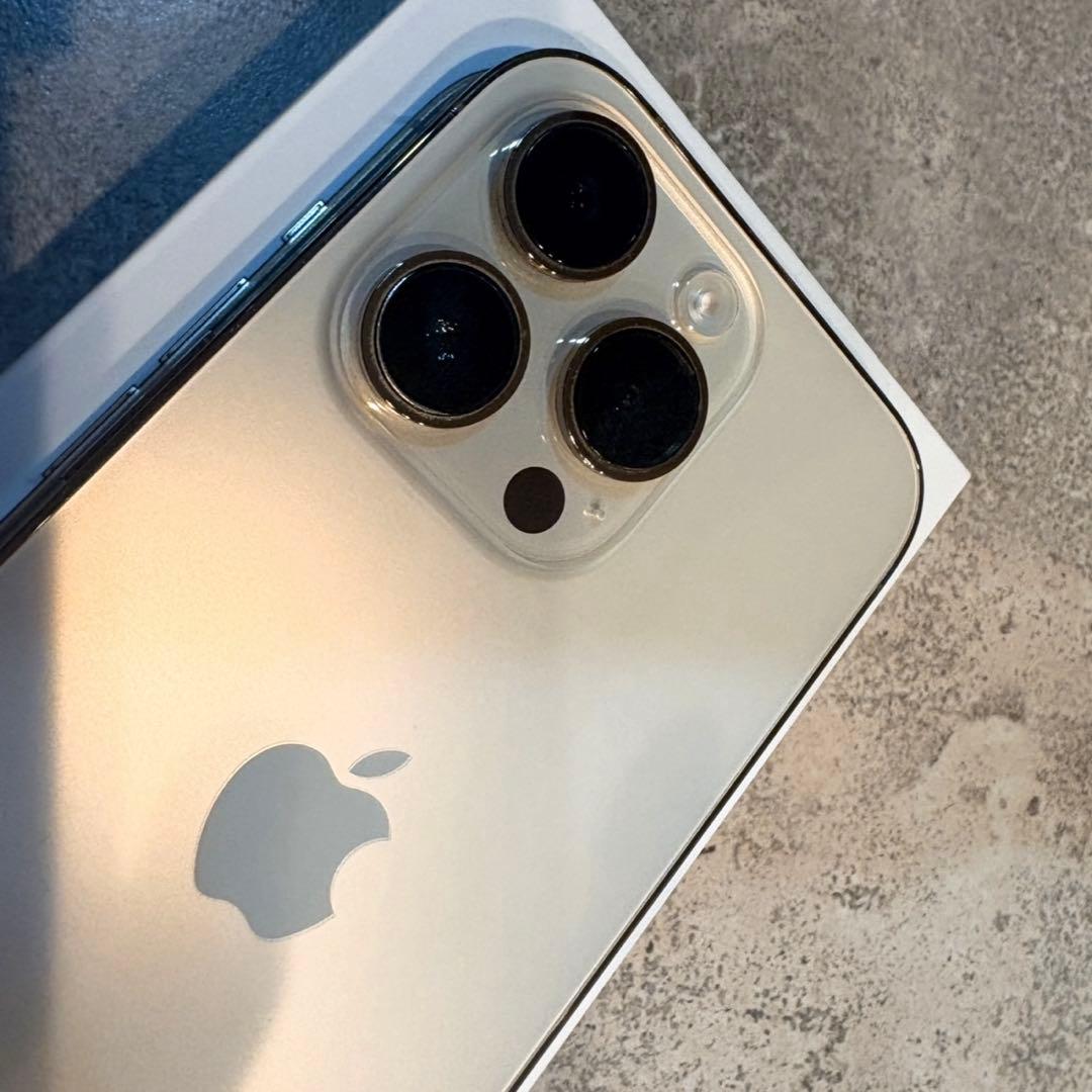 iPhone14pro ゴールド 【吉田様・専用】